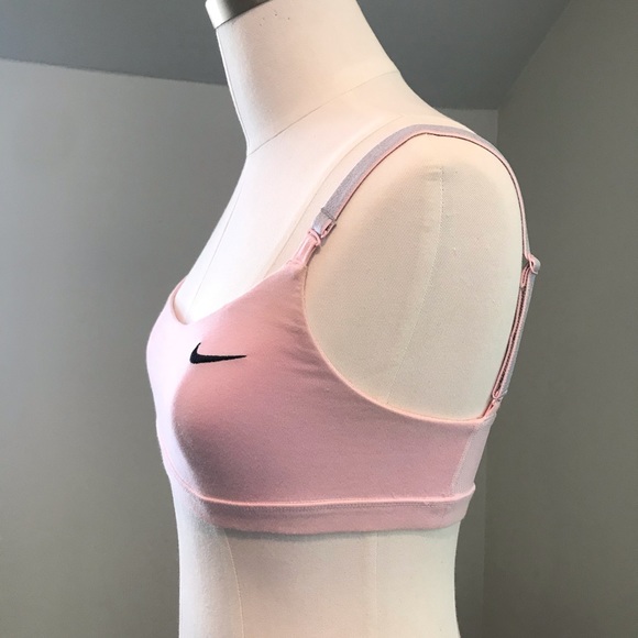 Nike Bra w/ interchangeable straps - Picture 1 of 7